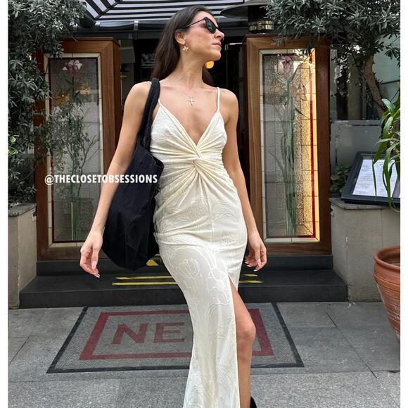 MANGO Blogger Fave Fitted Maxi Dress NWT | Ecru Knot Front - Picture 8 of 16